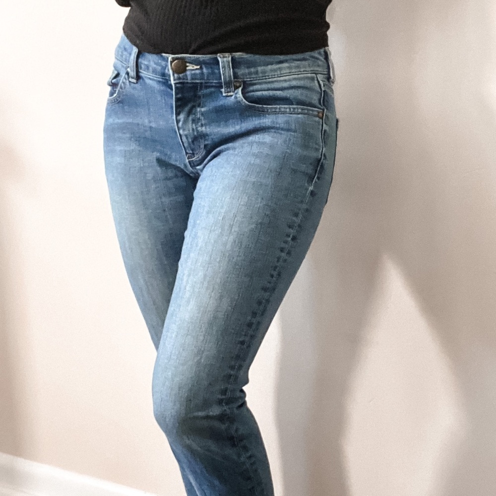 New York and Company Light Wash Skinny Jeans
